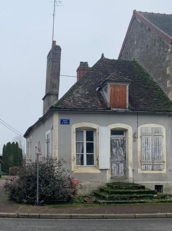 Offres de vente Maison de village Châteauneuf-Val-de-Bargis 58350